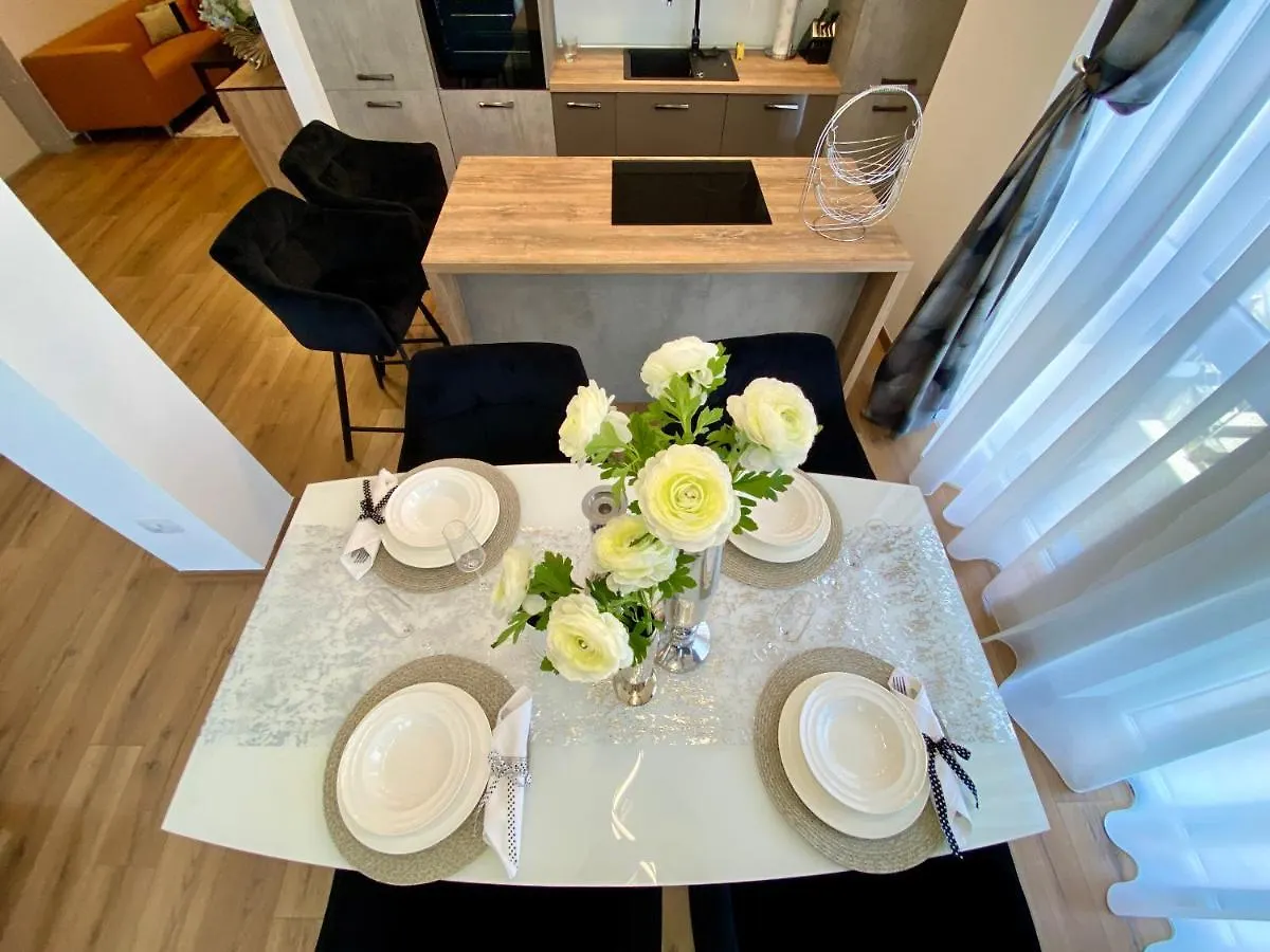 PUY Apartman Sogni D'Oro 아파트